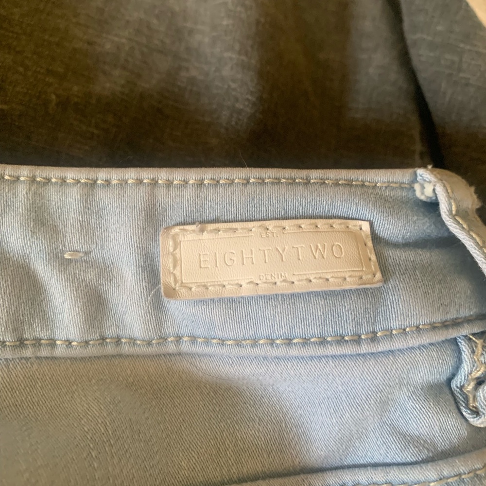 Jeans - Picture 3 of 4